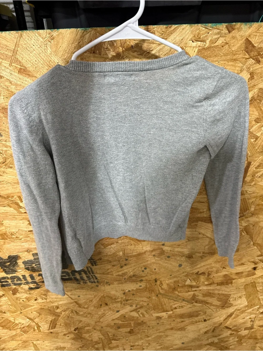 GAP light gray